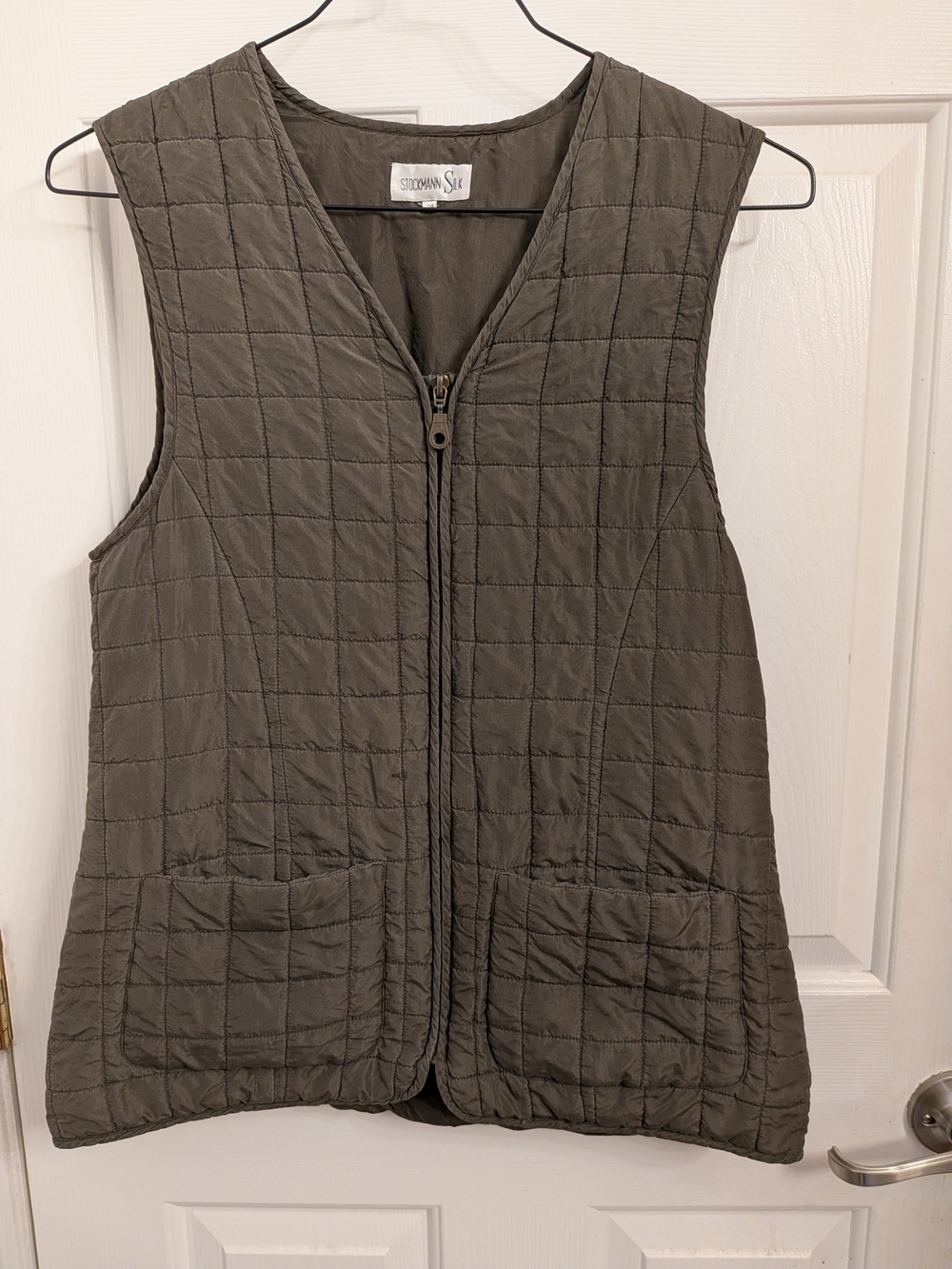 STOCKMANN SILK Quilted Silk Full Zip Vest Olive Green Size 38 / US Medium
